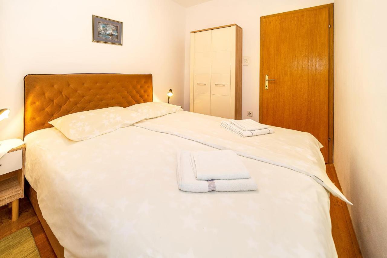 Apartments Jurina 2 Đảo Krk Ngoại thất bức ảnh