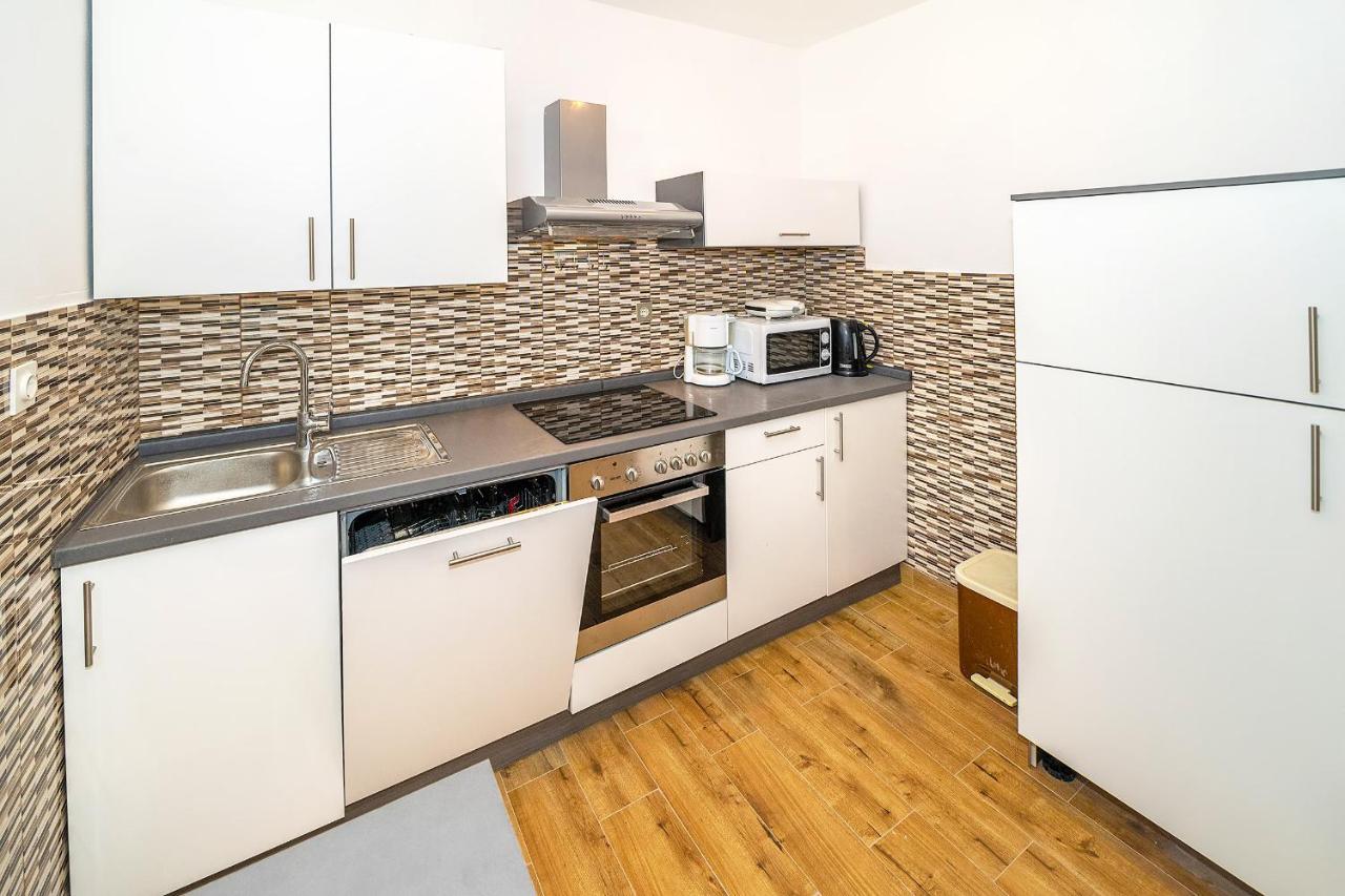 Apartments Jurina 2 Đảo Krk Ngoại thất bức ảnh