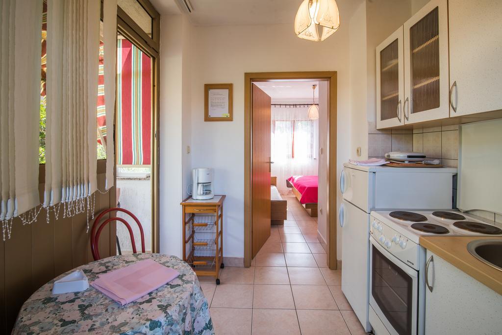 Apartments Jurina 2 Đảo Krk Ngoại thất bức ảnh